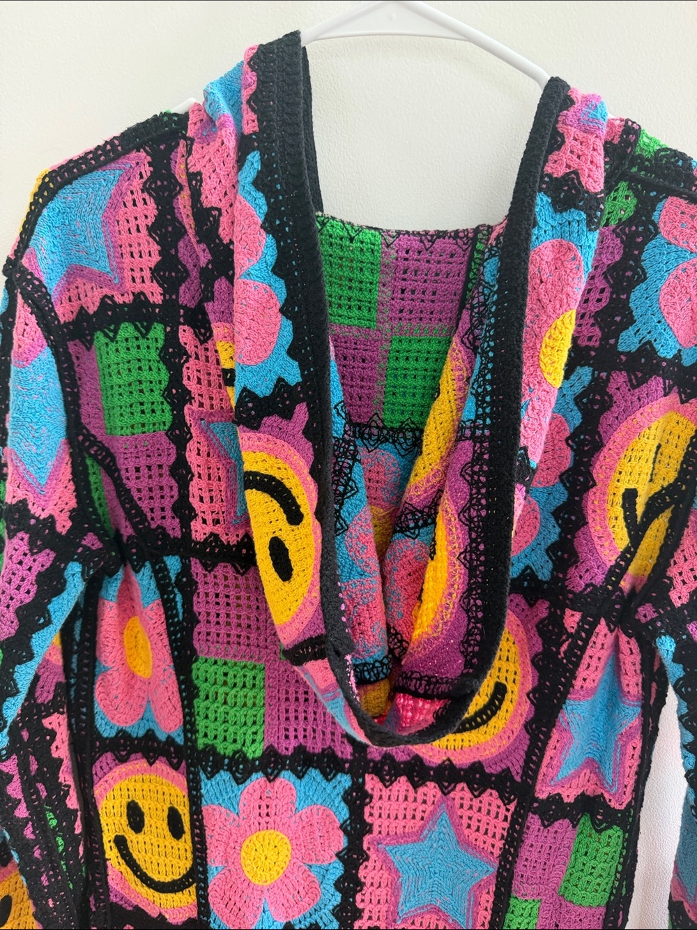 Delia*s Women’s XS/S Bestie Crochet Smiley & Flower Jacket - Picture 4 of 7